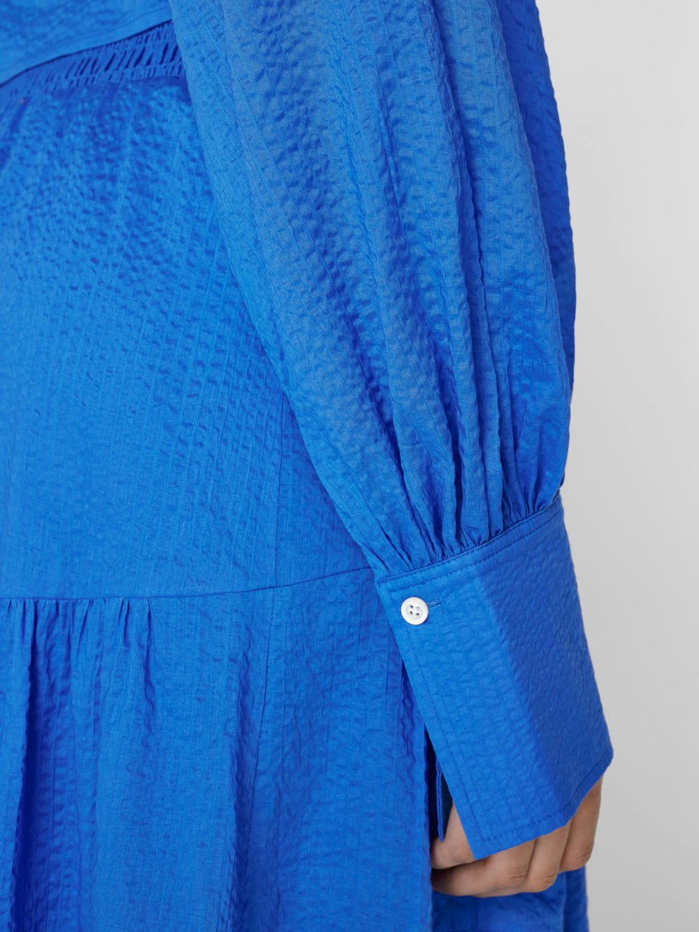 shirt sleeve view